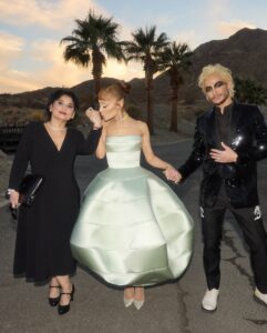 Actress Ariana Grande HD Photos and Wallpapers January 2025