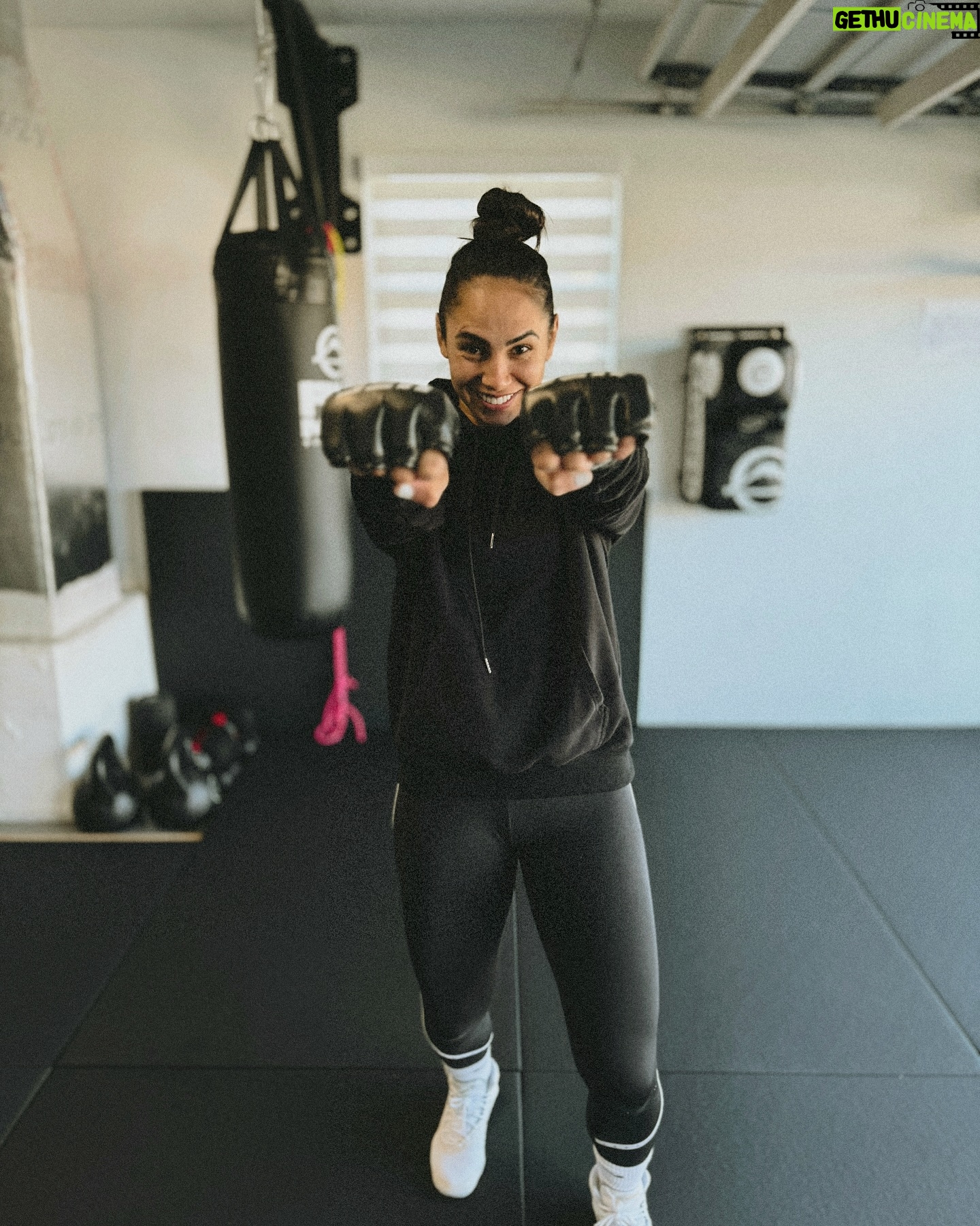 Ariane Lipski - 5.5K Likes - Dump from my first week of 2025 ππΌπ€ΌββοΈπ₯
Thereβs only one option; GET BETTER AND BETTER!
