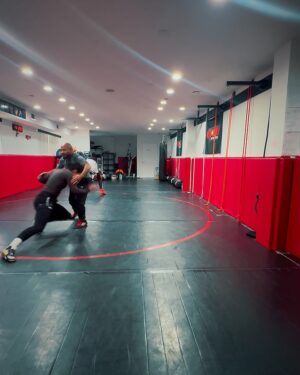 Ariane Lipski Instagram - Dump from my first week of 2025 👊🏼🤼‍♀️🔥
There’s only one option;  GET BETTER AND BETTER!