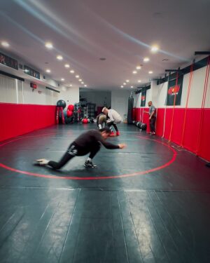 Ariane Lipski Instagram - Dump from my first week of 2025 👊🏼🤼‍♀️🔥
There’s only one option;  GET BETTER AND BETTER!