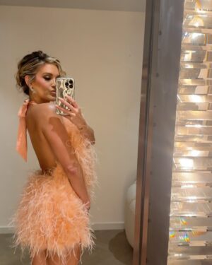 Ashley Roberts Instagram - Dressed up for a Perry Xmas 🦩 🎄

Katy Perry: Night of a Lifetime - Saturday 21st, 6.30pm on ITV 1