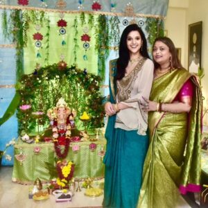 Astha Agarwal Instagram - Jai Ganesh Deva 🙏😇