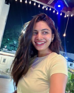 Avani Modi Instagram - Moods movies & magic ✨