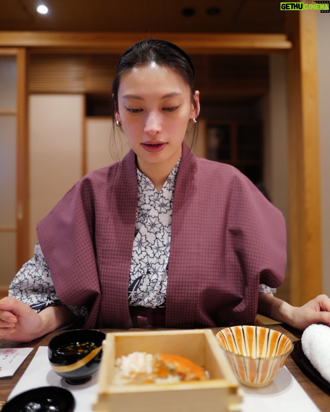 Aya Omasa - 26.3K Likes - 2024年最後の旅は福井でした🦀
初めての福井
まったりとした時間を満喫して✨
本年、最後の投稿になります!
皆さんのメッセージにいつも元気をもらいながら過ごしました!
いつもありがとうございます!
年末年始、素敵な時間を過ごせますように🩷