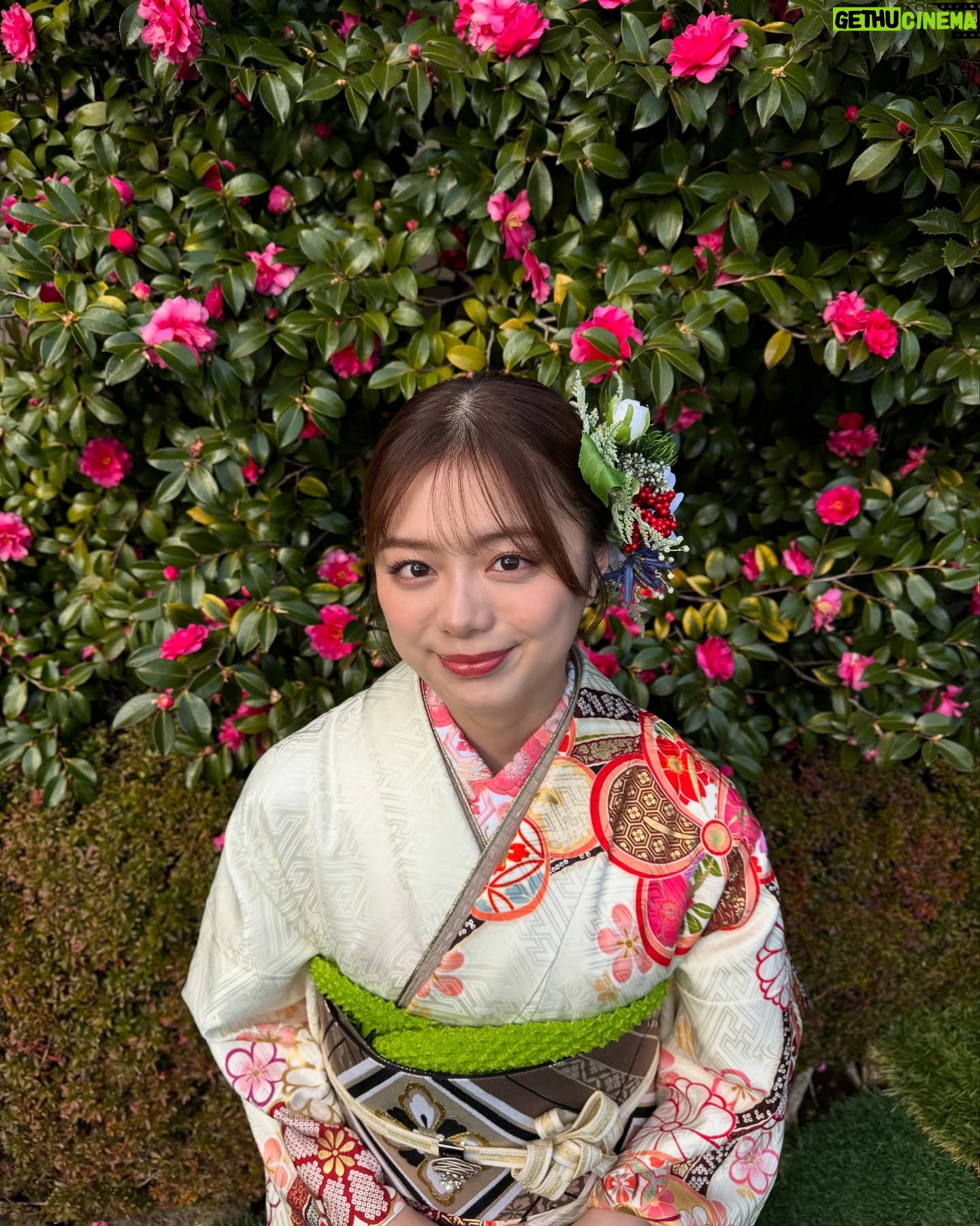 Ayaka Konno - 30.4K Likes - 明けましておめでとうございます!
本年もよろしくお願いします!
2025年も私らしく皆さんに面白いと思ってもらえるような作品をお届けできたらと思っています🐍
今年もまた、 @ichikura_official さんに提供いただき、晴れ着お披露目会をさせていただきました!
たくさんの媒体に取材していただいたので、探してみてね〜!
たすたすと写真撮ったから載せちゃう🙆♀️🙆♀️
#振袖の一蔵 #振袖のいちくら
#成人式 #振袖
