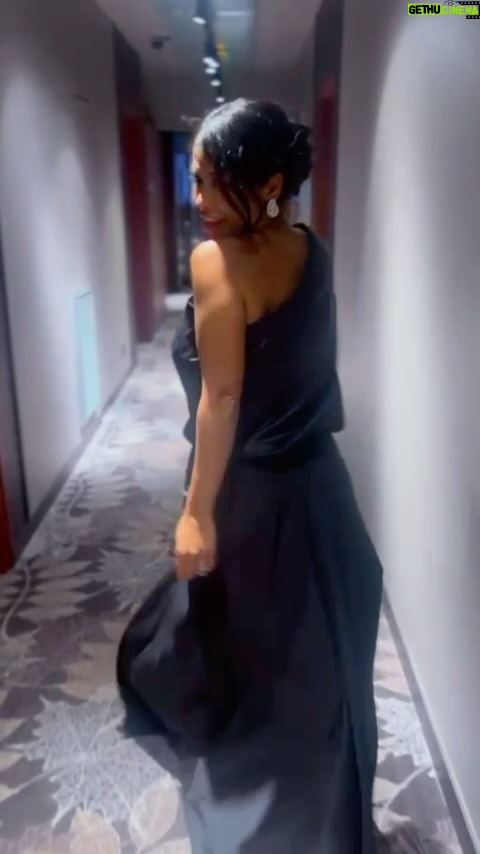 Ayem Nour - 1.1K Likes - LES COULISSES DE TOUTES CELLES QUE JE SUIS…
Robe @oudparis
Make up @odeline_mua
Coiffure @letidelaf
Ongles @rougeparis @julien2626
Merci
@yaya_minte
@lola_zidi
@taimhotel
@editionsalbinmichel
@editionsleduc
@festivalplurielles
@majesticcompiegne
@quentindelcourt_off
@julientheaccess
@valtesselarose_officiel