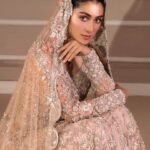 Ayeza Khan