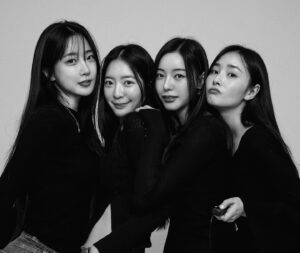 Bae Woo-hee Instagram - 14th anniversary of Dal⭐️shabet
Darling want you be my love forever🫰🏻
달망진창 이었던가? 맘에드네ㅋㅋㅋ♥️