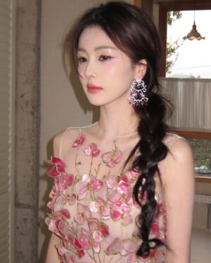 Bai Lu Instagram - 💓