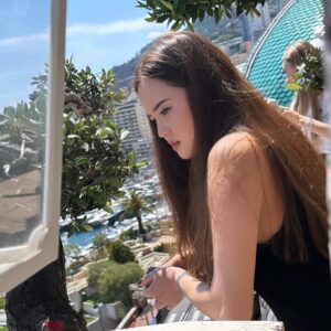 Bayan Alaguzova Instagram - Сёниська моя! С днем рождения тебя! Моя красавица, умница, гордость моя, счастье моё! Будь счастлива! Очень счастлива! ❤️🙏