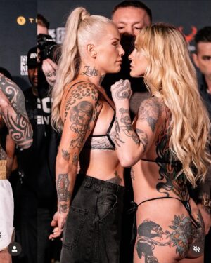 Bec Rawlings Instagram - Not long now 👊🏼💃 @bareknucklefc