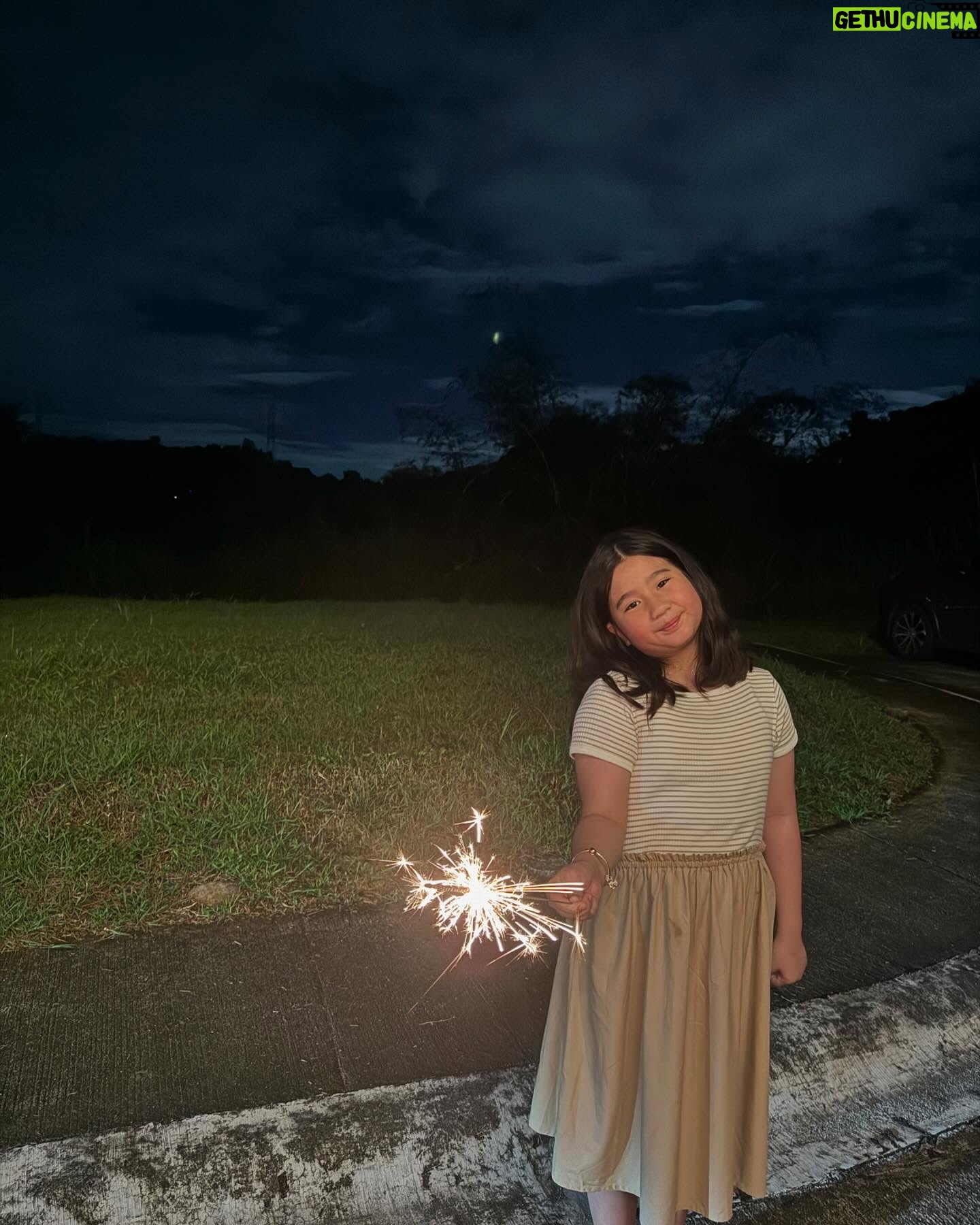 Belle Mariano - 343.3K Likes - here we go 2025 🎆🎇