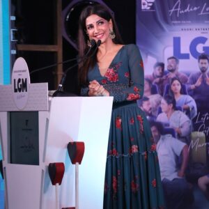 Bhavana Instagram - Had a lovely time hosting the audio launch of #letsgetmarried for @dhoni.entertainment ! Congratulations to @sakshisingh_r and the entire team for bringing about family entertainers and great content for all ages :) 
Always a delight chatting with @mahi7781 , who was at his wittiest best ❤️
Good fun working with one of my fav event teams, @cabexperiences 
Waiting to watch the film, just like y’all :) 
.
.
.
.
Photos : @mjdigitalchennai 
Outfit : @the_adhya_designer 
.
.
.
#vjbhavna #msdhoni #sakshidhoni #lgm #harishkalyan #ivana #nadhiya #dhonientertainment #whistlepodu