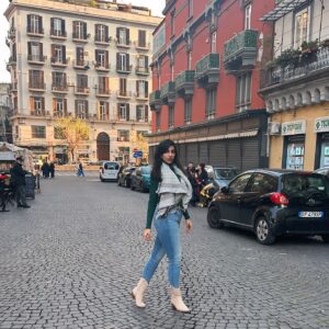 Bhavana Instagram - Napoli, you beauty 🤩🤩🤩
.
.
.
How do you like to vacation?