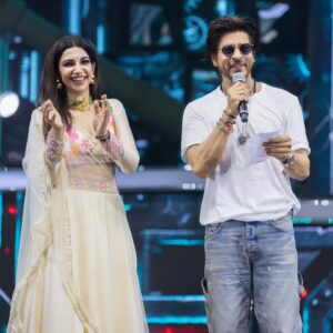 Bhavana Instagram - *****JAWAN*****
What a night it was! My expression says it all❤️
My 3rd pre release event with the KING @iamsrk ! #chennaiexpress #happynewyear and now 
#JAWAN 🔥🔥🔥
#SRK will always be my FIRST crush, FIRST love and MOST favourite star to share the stage with.
The warmest hugger and the wittiest guest I’ve interacted with.
Thank you all 
for the love and msges regarding the event. 
Good to know that you had a blast cos @rjvijayofficial and I certainly did, hosting it.
Big thanks to @redchilliesent @atlee47 and #kabilanevents for the opportunity to once again revel in the magic that is #shahrukh 🥰
.
.
Gotta say, the 15 year old me finally got her closure😎❤️
.
.
Thank you @arunprasath_photography for always capturing these precious moments with utmost precision! 👏👍
.
.
#jawan #srk #shahrukhkhan #kingkhan #shahrukh #nayanthara #atlee #anirudh #vijaysethupathi #sanjaydutt #deepikapadukone #priyamani #sanyamalhotra