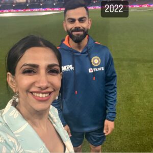 Bhavana Instagram - 5 WORLD CUPS!!! Let’s go down memory lane❤️
An incredible honour and blessing to be able to host five #worldcups with @starsportsindia @starsportstamil 
Each of them have been under different circumstances,
2019 : THE INDUCTION - oh, how nervous I was! Plunged into this world. I Was tested, critiqued, cried, learnt, spent sleepless nights trying to understand the sport/format/ history. Incredible experience and I was hooked💪
2021 : THE BUBBLE WORLD CUP! Spending time away from family, stuck between the hotel and studio without any access to the outside world was challenging yet in a weird way, fun. Friendships were forged, some bonds were broken, yet we all survived. 
2022 : THE AUSTRALIAN ADVENTURE ! My FIRST overseas assignment with #starsports and it was one I’ll remember for life. Learnt a lot, worked hard and partied even harder 🔥IND Vs PAK at the MCG was the moment I realised how blessed I was to be at the ground ❤️
2023 : FIRST HOME WORLD CUP !! What an experience this was! Every city, every venue was LIT! I was one of the fans, cheering till the very end ! Even though, we suffered a heartbreak in Ahmedabad my fond memory is meeting the captain and listening to his emotions and free spirited chat the evening before the big final💪👏
2024 :  THE FINAL FRONTIER - the opportunity to host a World Cup in the US was nothing short of spectacular ! India Pak was a vibe and to think that only a handful of us have stepped into that stadium is a special feeling :) However, NOTHING can  beat the feeling of a VICTORY! Thank you God! At last! 
.
.
.
.
#vjbhavna #sportspresenter #grateful #memories