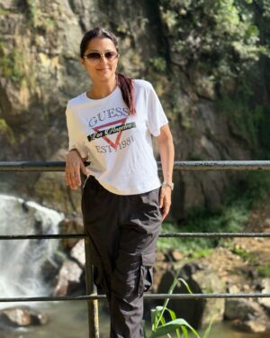 Bhumika Chawla Instagram - From Srilanka …. Ramboda FALLS — ending 2024 … Such beauty of nature …. Happy New Year …. To a new year,  a new day and to new beginnings ✨
Love to all of you ..💕