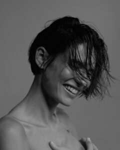 Actress Bianca Balti HD Photos and Wallpapers December 2024