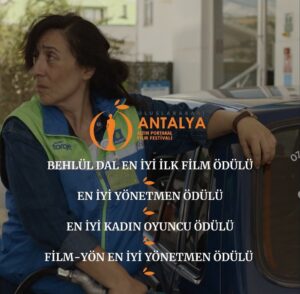 Binnur Kaya Instagram - Yaşadığım topraklarda,canım memleketimde,bir kadın olarak çok sevdiğim mesleğimi yapabilmem Cumhuriyet sebebiyledir...İşimize gösterdiğimiz özen ve çaba,Cumhuriyetimize teşekkürümüz olsun.Vatanımız,özgürlüğümüz için canlarını feda eden şehitlerimizi ve Atamızı rahmetle anıyoruz... Saygı,sevgi ve minnetle...🇹🇷🇹🇷🇹🇷🇹🇷🇹🇷🇹🇷🇹🇷🇹🇷🇹🇷🇹🇷🇹🇷🇹🇷🇹🇷🇹🇷🇹🇷🇹🇷 #cumhuriyetbayramımızkutluolsun  #ayşefilm