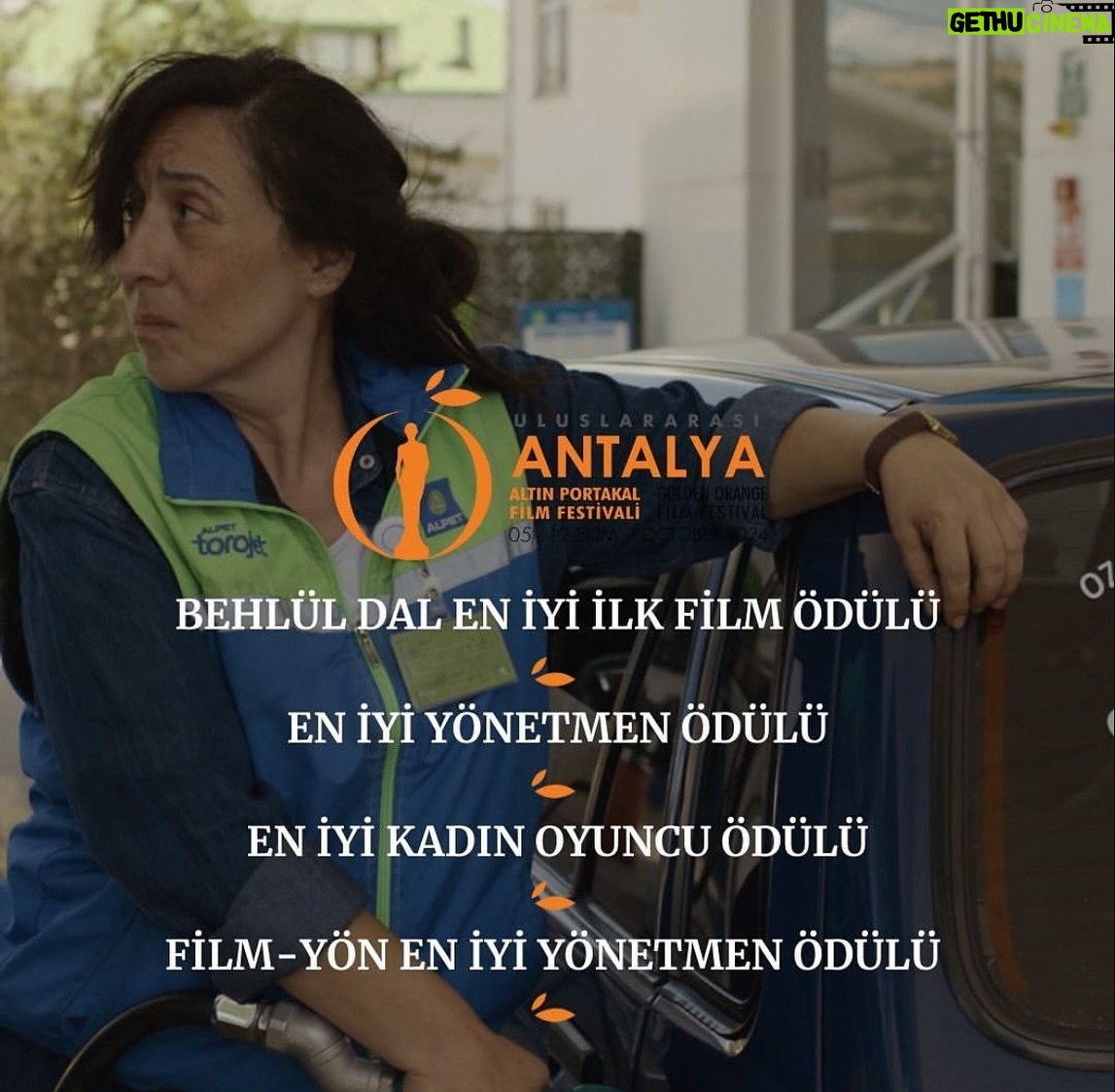 Binnur Kaya - 60K Likes - Yaşadığım topraklarda,canım memleketimde,bir kadın olarak çok sevdiğim mesleğimi yapabilmem Cumhuriyet sebebiyledir...İşimize gösterdiğimiz özen ve çaba,Cumhuriyetimize teşekkürümüz olsun.Vatanımız,özgürlüğümüz için canlarını feda eden şehitlerimizi ve Atamızı rahmetle anıyoruz... Saygı,sevgi ve minnetle...🇹🇷🇹🇷🇹🇷🇹🇷🇹🇷🇹🇷🇹🇷🇹🇷🇹🇷🇹🇷🇹🇷🇹🇷🇹🇷🇹🇷🇹🇷🇹🇷 #cumhuriyetbayramımızkutluolsun #ayşefilm