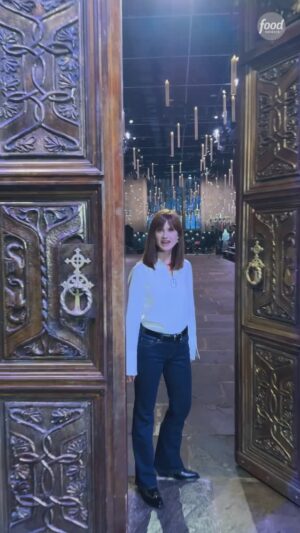 Bonnie Wright Instagram - No. Ron, no!!

Don’t miss the finale of Harry Potter: #WizardsOfBaking, Thursday @ 8|7c, or @StreamOnMax!