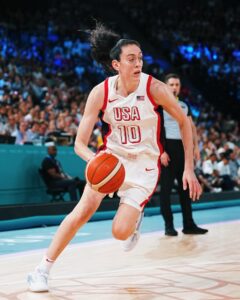 Actress Breanna Stewart HD Photos and Wallpapers January 2025