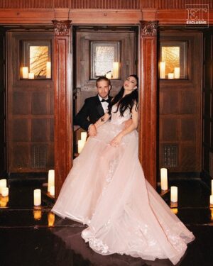 Briana Cuoco Instagram - Briana Cuoco is a married woman 👰 – and her sister, Kaley Cuoco, couldn’t be happier!⁠
⁠
ET has exclusive photos from Briana and Brian Logan Dales’ New Year’s Eve nuptials at Cathedral of St. Vibiana in Los Angeles, which was very much a family affair. Kaley officiated her younger sister’s wedding, and the bride told ET that it was “so special to me.”⁠
⁠
As for the wedding party, Kaley and Tom Pelphrey’s 22-month-old daughter, Matilda, served as the cutest flower girl ever!⁠
⁠
The couple rang in 2025 as husband and wife along with their closest friends and family, who were treated to a spectacular fireworks display on the ceiling as the clock struck midnight.

For the ceremony, Briana and Brian opted for a dark and moody aesthetic with red lighting and 1,200 candles along the perimeter of the reception. The bride chose a long ceremony gown by Kim Kassas Couture and a mini-dress for the reception by Selkie.
 
The couple’s close friends, Bianca Giselle and Joe Gillette, sang them down the aisle during the ceremony and when it came to their first dance, guests circled around them and sang along during the special moment. The couple’s wedding, planned by Sara Judith Events, featured the ultimate late night menu: bites from Taco Bell!

As for wedding gifts, Briana and Brian asked guests to bring them their favorite vinyl records along with notes about what the albums meant to them. These albums and stories will serve as the soundtrack to their lives. ⏩️ Swipe to see exclusive pics of the newlyweds! 

Head to the link in bio for more stunning details inside their epic ceremony and reception. (📸: @jessedeflorio)