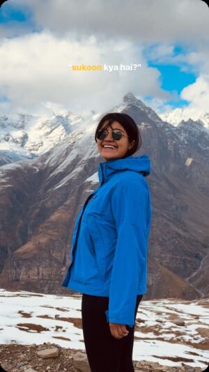 Brinda Sharma Instagram - What gives you SUKOON ✨ 

While I’m visiting the alps here in Italy, I’m constantly thinking of the mountains back home and how beautiful our Himalayas are!! 
Only if we could have responsible tourism to keep it that way 😭 

I feel so helpless, except promoting the right practices (which also reaches only a certain kind of audience) there’s not much I can do… 

Let’s together help keep our beautiful mountains, beautiful forever 🤌🏼

#liveandlettravel #reelsinstagram #reelsindia