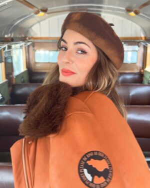 Buse Sinem İren Instagram - Zamanda yolculuk yaptım bugün 😌