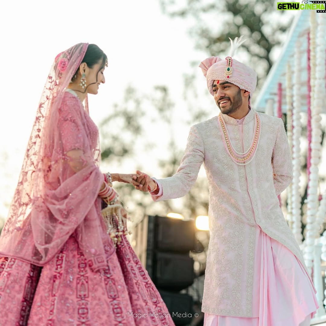 CA Palak Rathi - 88.4K Likes - With love and gratitude,
Palak & Pushpal
#LoveAtFirstReel