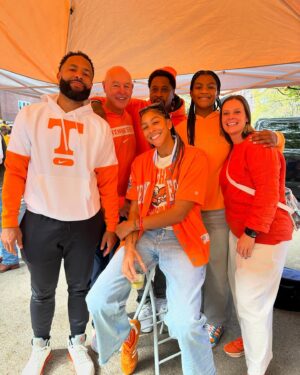 Candace Parker Instagram - True to this not new to this. Took babygirl back for a visit in the old stomping grounds. She looks great in orange don’t you think!? 15 years old was the first time I stepped on campus for an unofficial visit, surreal to bring my daughter back at the same age. We bleed orange. Thank you for making Knoxville special as always! Big wins and great vibes GO BIG ORANGE!!!!! 🍊 scroll down memory lane⬅️
