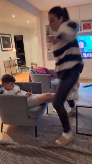 Carin da Silva Instagram - Trevlig måndag 😅