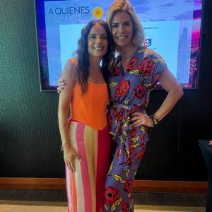 Carla Ochoa Instagram - Con mi corazón lleno de alegría y emoción estamos cerrando este año 2024 con mis @mujeresinfluyenteschile gracias por tanta generosidad. @tcreofabiolaolate @karinbrenner7 @capazos_daniella_salcedo en especial ❤️❤️❤️ The Best!!!