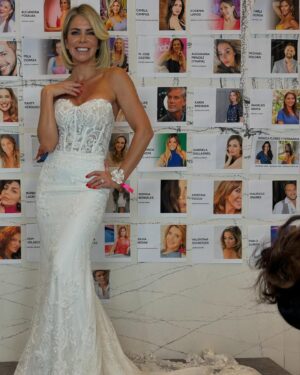Carla Ochoa Instagram - Así es! Soltera… Solo me he casado con la Causa!!! 🥰@casateconlacausa jajaj Agradecer a todos los que hicieron posible que este hermoso evento se realizara por segundo año consecutivo. Que sean muchos años más para @fundaciononcologica . Mucho amor para Todos!!!❤️
