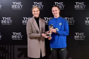Caroline Graham Hansen Instagram - Big honor to be a part of the best 11 and together with so many of my teammates. Thank you so much and big congratulations to all the winners. ❤️
