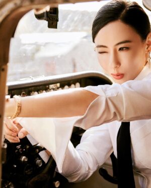 Cecilia Cheung Instagram - 起飞！开启探索模式✈️
#嘉人POWERTRIP #嘉人女性影响力之夜