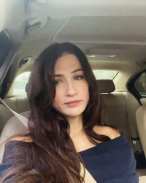 Ceren Benderlioğlu Instagram - Yoooistanbul trafiği neden insana huni taktırsın kiii 🧸🧿🐨