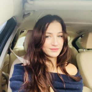Ceren Benderlioğlu Instagram - Yoooistanbul trafiği neden insana huni taktırsın kiii 🧸🧿🐨