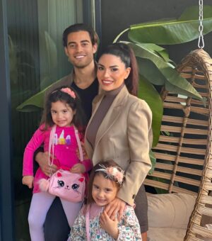 Cevahir Turan Instagram - ❤️ @arman.yildiz #family