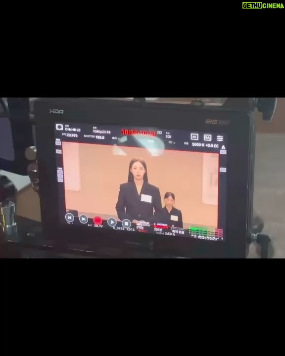 Chae Soo-bin - 1.3 Million Likes - 이따 만나요오:)