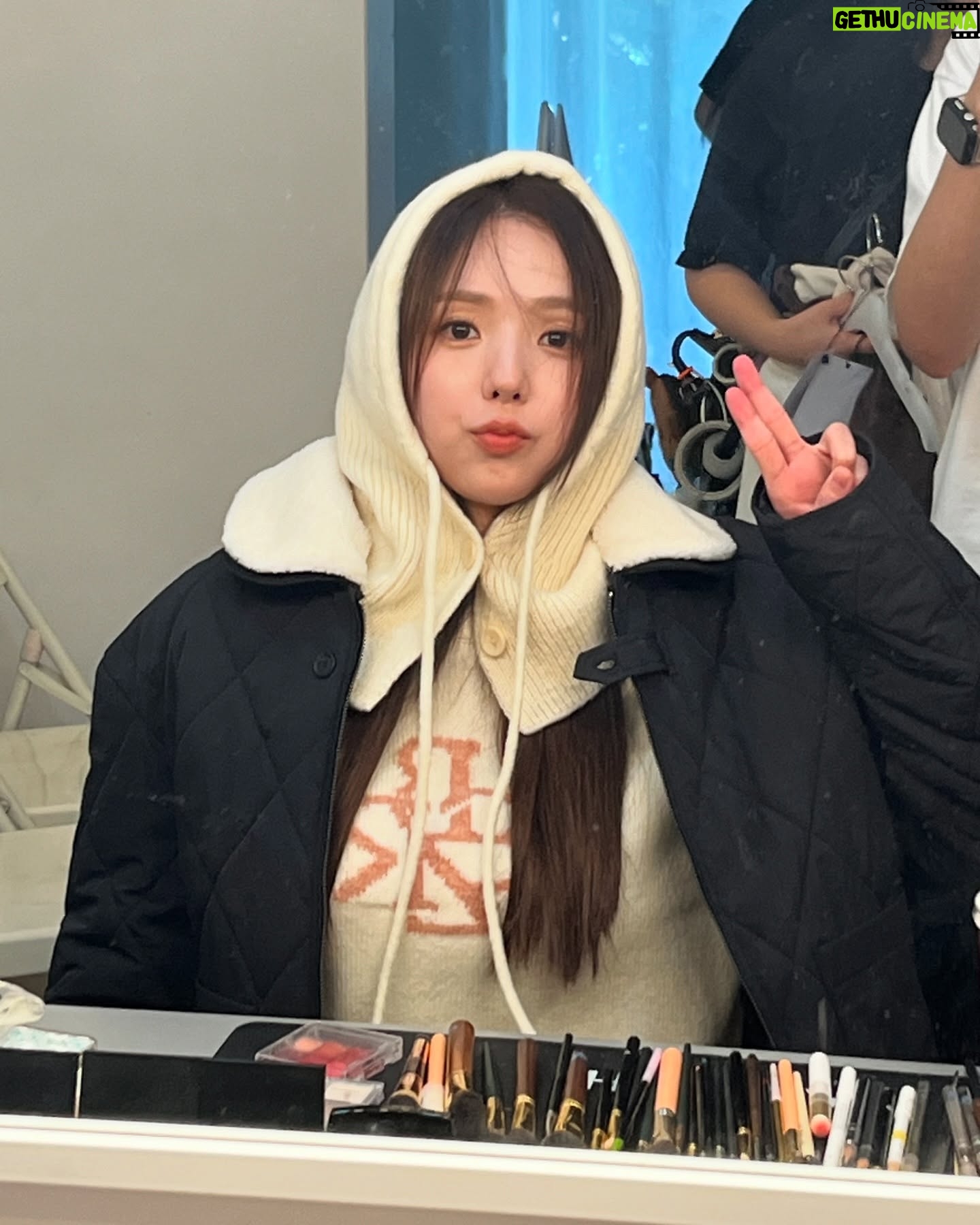 Chae Soo-bin - 431.3K Likes -