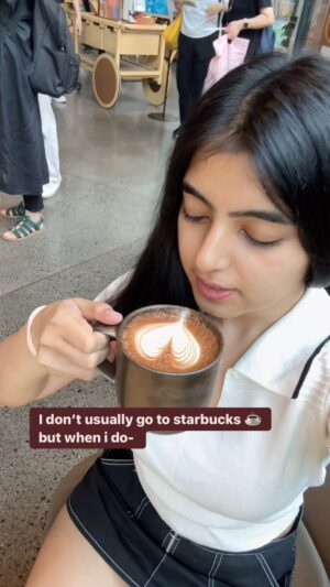 Chahat Anand Instagram - PART-1✨share this with a starbucks coffee lover🙆🏻‍♀️ More about this starbucks? I didn’t believe the difference. I was shook. 

#coffee #starbucksforlife #japangram #japantour #japantourism
