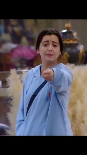 Chahat Pandey Instagram - Fun banters should stay just that—fun! No need to turn it into a big issue. Let’s keep it light! 😉 

#BiggBoss18 #KeepItFun #NoDrama #ChahatPandey #ChahatInBB18