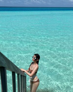 Chanidapa Pongsilpipat Instagram - Life is nothing without passion. ☀️ #tb #throwback #nofilterneeded #maldives #somaldives #ChaniInAsia #prada #happymomentinmaldives