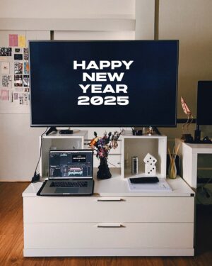 Chanya McClory Instagram - 2024 was a journey that made me stronger than ever. 2025 it’s gonna be mine! 

Thank you to everyone who supported and joined me on this journey. Happy New Year! 🧡🧡🧡🧡🧡🧡🧡🧡🧡🧡🧡