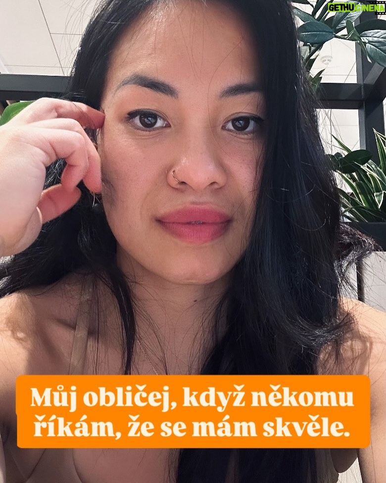 Chila Ta Thuy - 14.5K Likes - SWAJPUJTE DOLEVA. Kalendář Chili Ta 2025 edice Resting bitch face. 12 měsíců, tisíc emocí, jedna fotka, která se hodí ke všem ročním období. #imjudgingyou Napište mi do komentářů, co si myslíte, že se vám v roce 2025 třeba konečně podaří, nebo se za to zase odsoudíte.