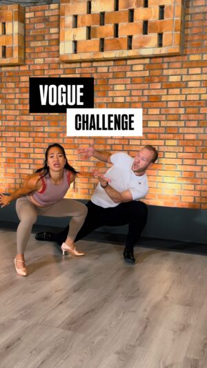 Chila Ta Thuy Instagram - My jsme se narodili předurčení dostat se na obálku časopisu. Otázka je, jakého? 😄

#spetkachili #challenge