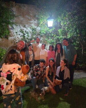 Clara Alonso Instagram - Pasa la vida y seguimos siendo felices con cada encuentro.