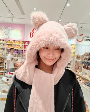 Clara Lee Instagram - My playground #miniso