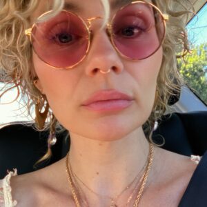 Clare Bowen Instagram - Off the clock (sorta) BOWEN * YOUNG chaos of late, minus the wound care progress photo that almost snuck in there.. 😬❤️‍🩹🫨✨

#americana #clarebowen #brandonrobertyoung #bowenyoung #yuincountry #construction #love